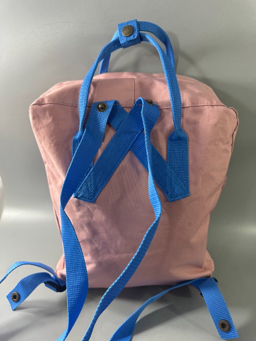 The Fjallraven Kanken Backpack in Pink Air Blue - Picture 4 of 13